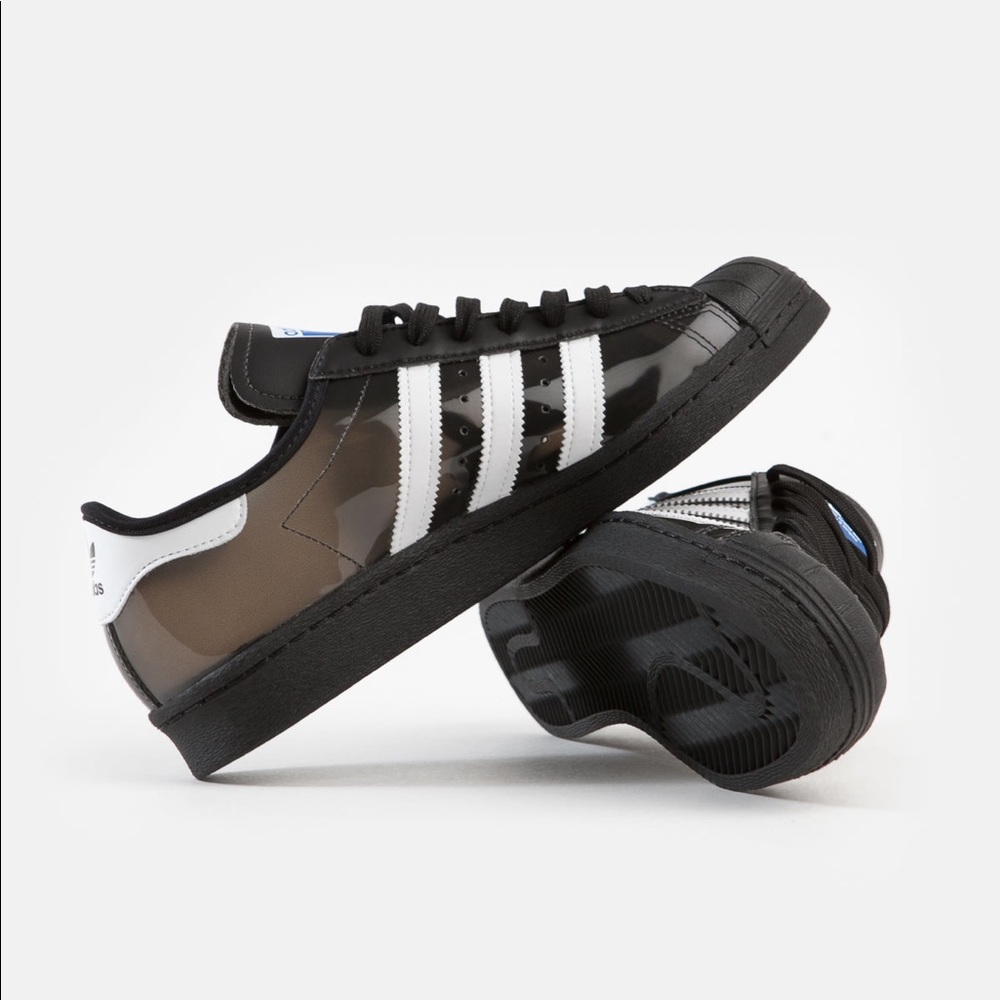 ADIDAS ‘BLONDEY’ SUPERSTAR ORIGINALS / SIZE MENS 11.5 / WMNS 13